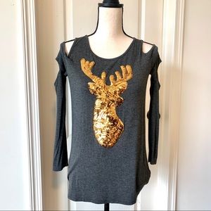 ACTING PRO Sequin Reindeer Cold Shoulder Top—SZ. S